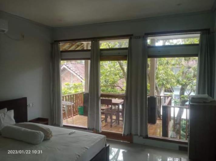 Kri Homestay *